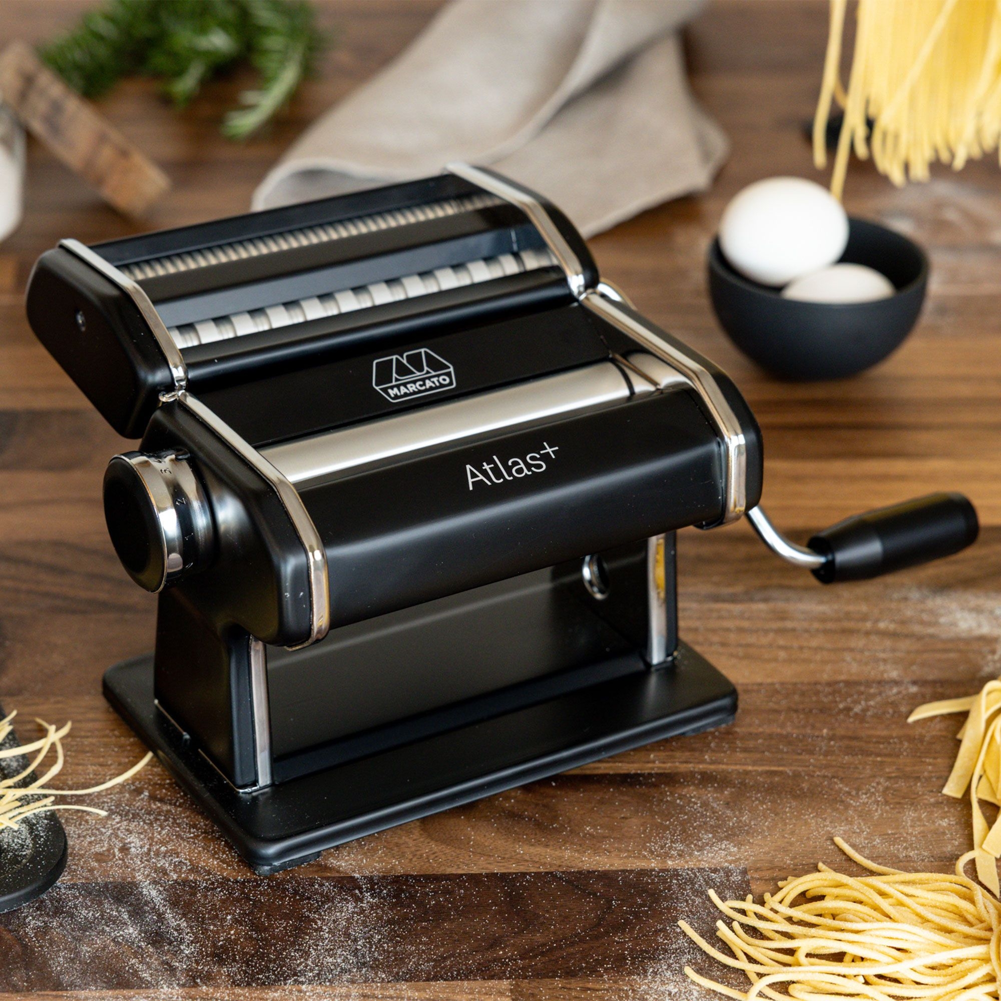 Marcato - Pasta machine "Atlas+" + Pastabike Black